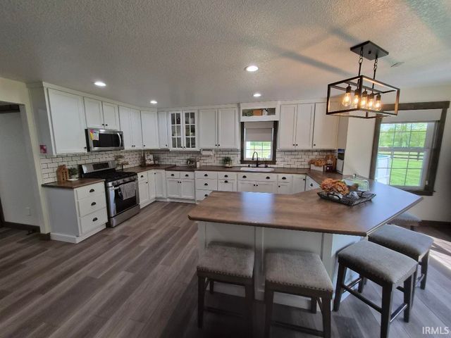 3826 County Road 64, Auburn, IN 46706