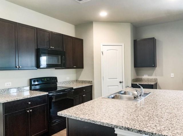 12729 Brahmin DR, Austin, TX 78724