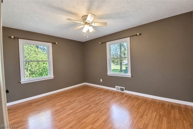 11924 Abbey Road, North Royalton, OH 44133
