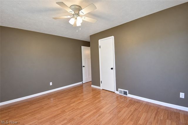 11924 Abbey Road, North Royalton, OH 44133