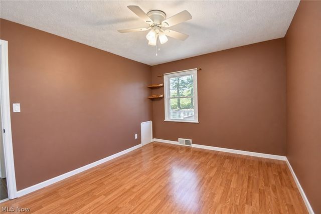11924 Abbey Road, North Royalton, OH 44133