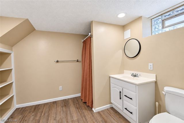 11924 Abbey Road, North Royalton, OH 44133