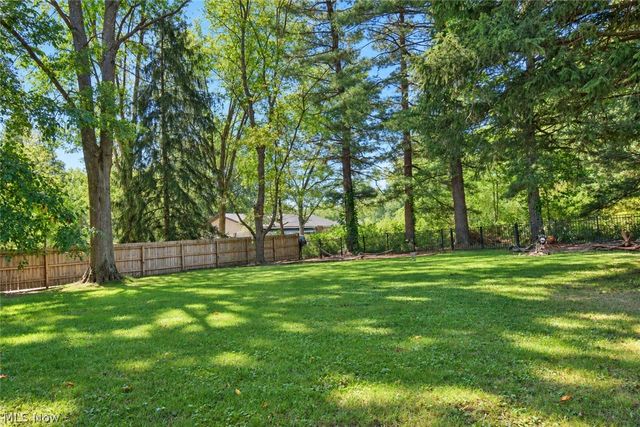 11924 Abbey Road, North Royalton, OH 44133