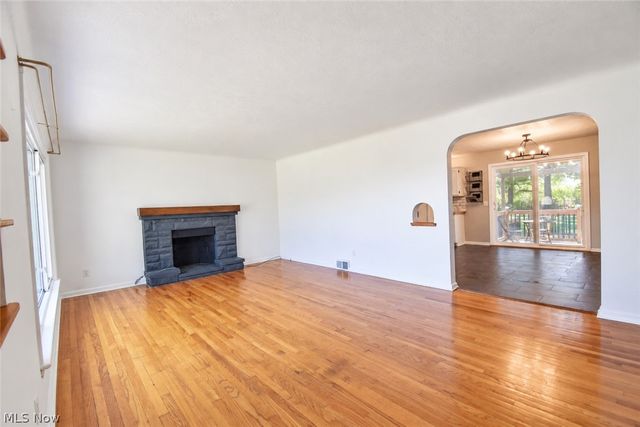 11924 Abbey Road, North Royalton, OH 44133