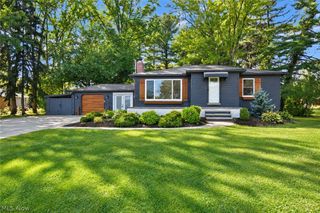 11924 Abbey Road, North Royalton, OH 44133