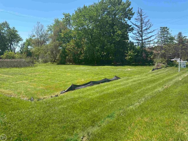 23100 Jamison Drive, Macomb, MI 48042
