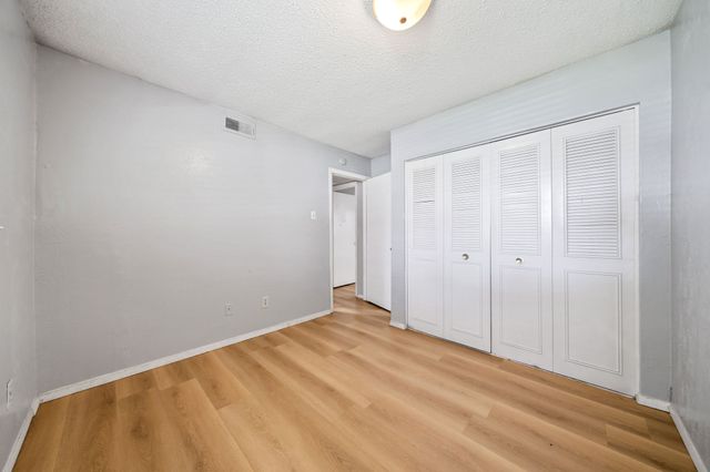 4211 Holland Avenue 105, Dallas, TX 75219
