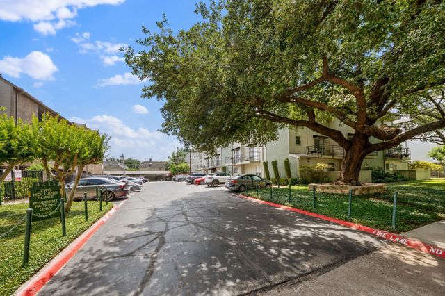 4211 Holland Avenue 105, Dallas, TX 75219