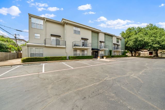 4211 Holland Avenue 105, Dallas, TX 75219