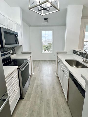 130 River Landing Drive 10302, Daniel Island, SC 29492