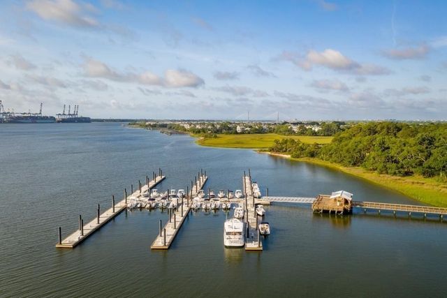 130 River Landing Drive 10302, Daniel Island, SC 29492