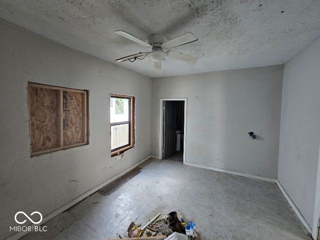 3523 E 10th Street, Indianapolis, IN 46201