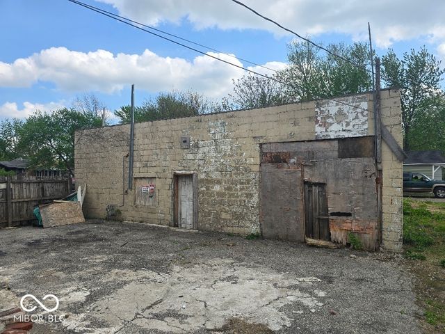 3523 E 10th Street, Indianapolis, IN 46201