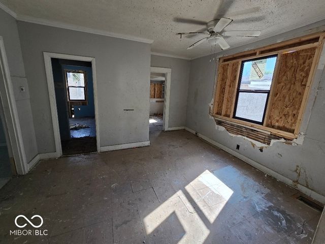 3523 E 10th Street, Indianapolis, IN 46201