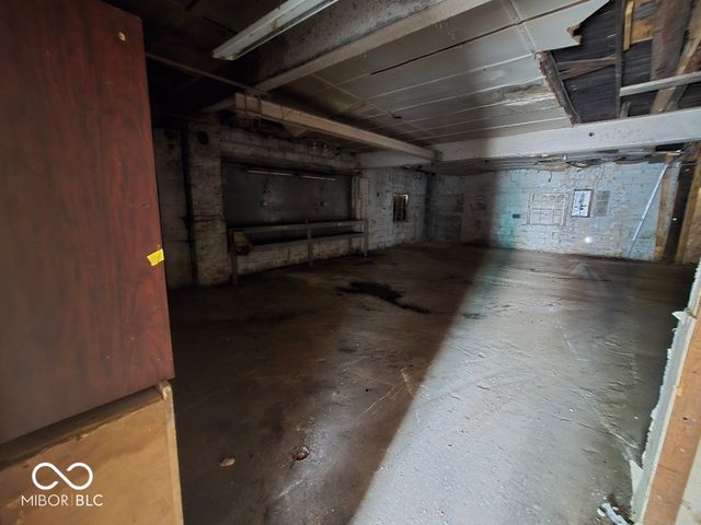 3523 E 10th Street, Indianapolis, IN 46201