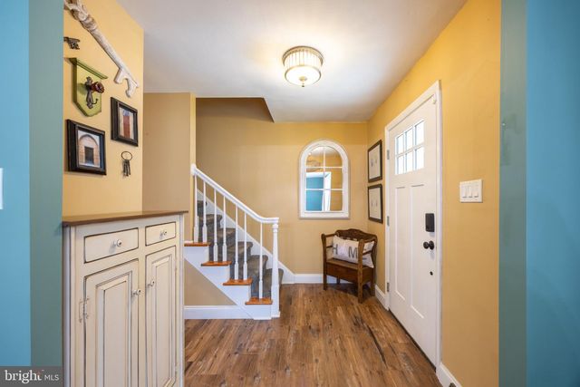 30 CEDAR CREEK DR, Laurel Springs, NJ 08021