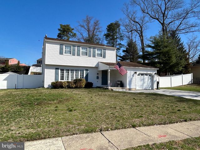 30 CEDAR CREEK, Laurel Springs, NJ 08021