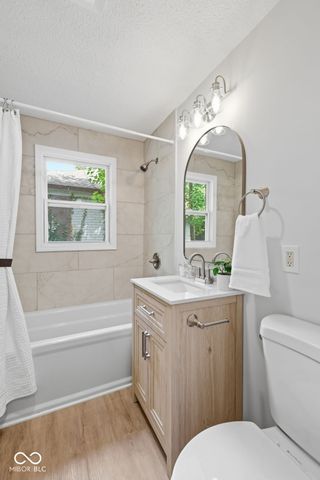 1228 Rowin Road, Indianapolis, IN 46220