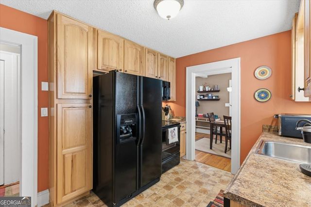 305 N Cave Spring Street, Cedartown, GA 30125