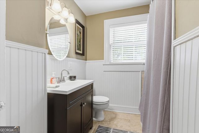 305 N Cave Spring Street, Cedartown, GA 30125