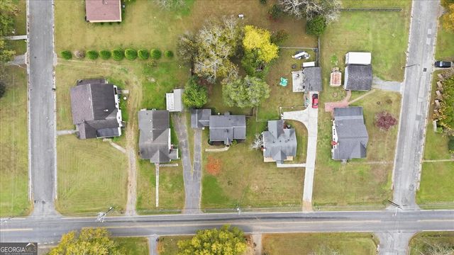 305 N Cave Spring Street, Cedartown, GA 30125