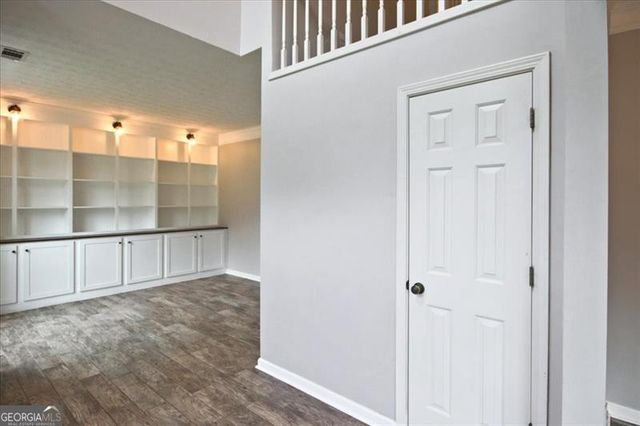 930 Millrace Way, Sugar Hill, GA 30518