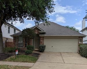 5803 Landon Creek Ln, Katy, TX 77449