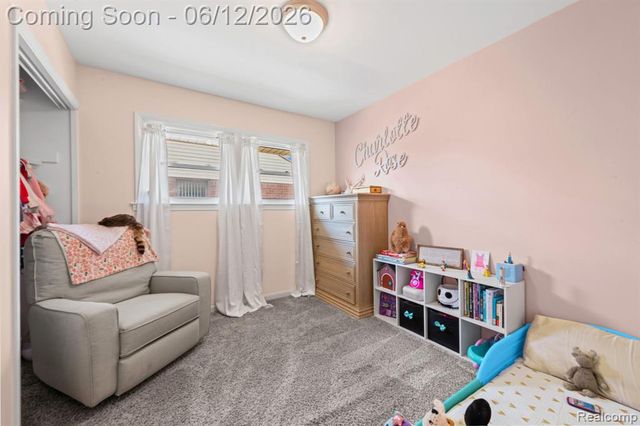 18525 Hinton Street, Riverview, MI 48193