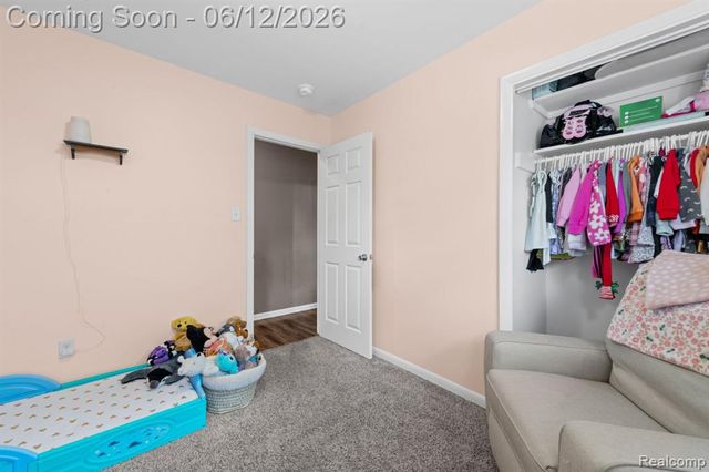 18525 Hinton Street, Riverview, MI 48193