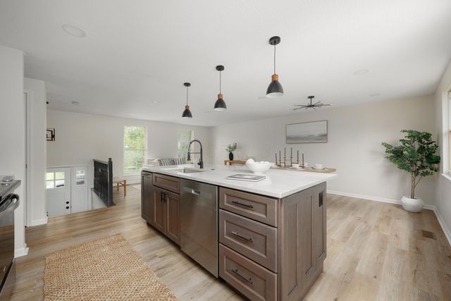 3027 Kilcullen Drive, Columbus, OH 43221