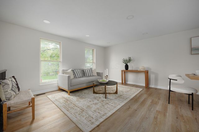 3027 Kilcullen Drive, Columbus, OH 43221