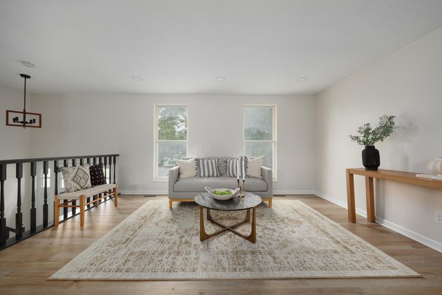 3027 Kilcullen Drive, Columbus, OH 43221