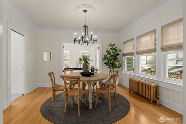 5241 16th Avenue NE, Seattle, WA 98105