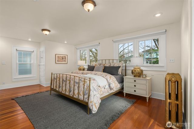 5241 16th Avenue NE, Seattle, WA 98105