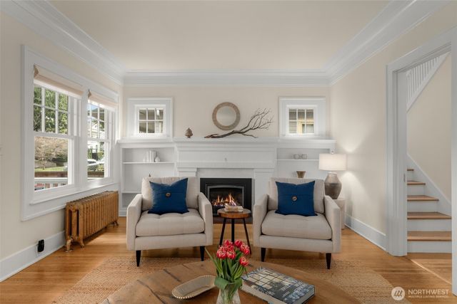 5241 16th Avenue NE, Seattle, WA 98105