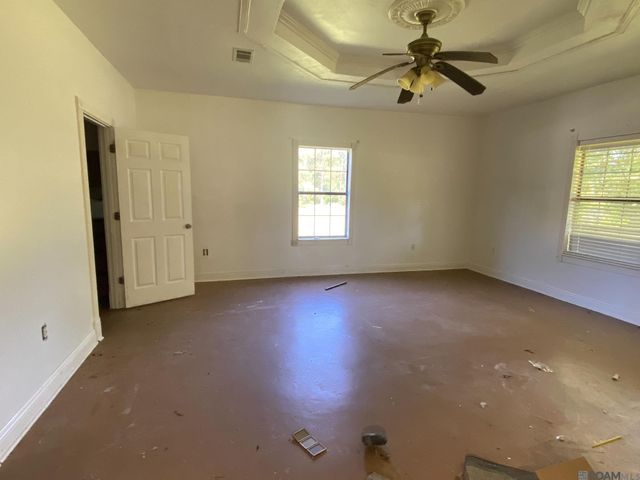 8945 Peterson Rd, St Francisville, LA 70775