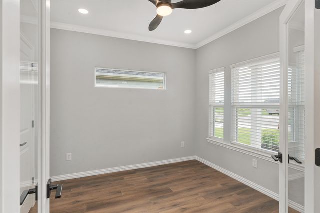 107 Wesson Street, Gun Barrel City, TX 75156