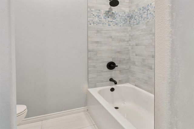 107 Wesson Street, Gun Barrel City, TX 75156