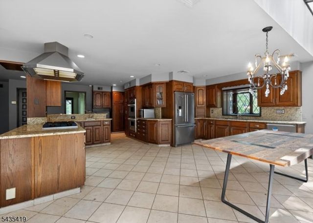 1410 Raritan Rd, Scotch Plains Twp., NJ 07076