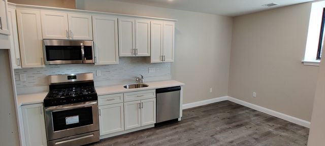 191 North Common 207, Lynn, MA 01905