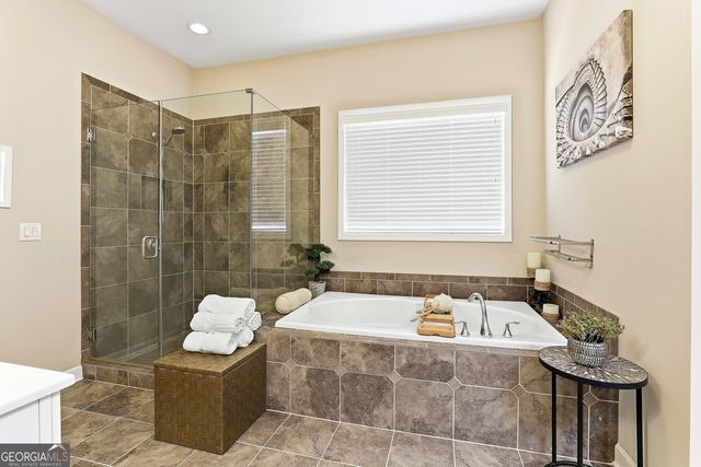 335 Park Haven Lane, Tyrone, GA 30290