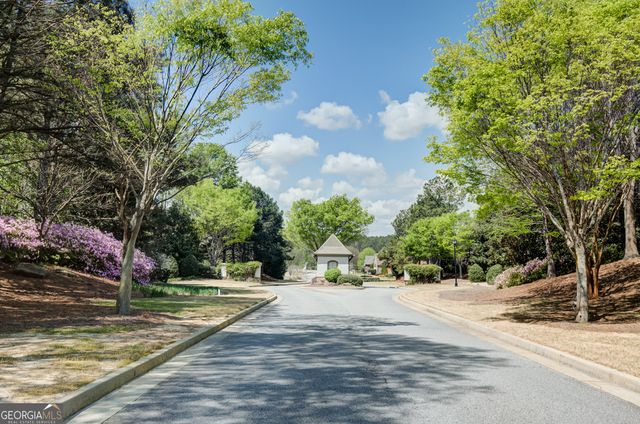 335 Park Haven Lane, Tyrone, GA 30290