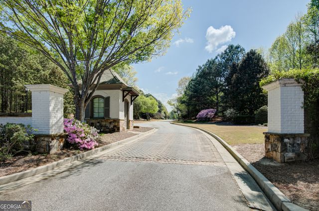 335 Park Haven Lane, Tyrone, GA 30290