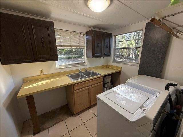 403 NW 25TH STREET, Gainesville, FL 32607