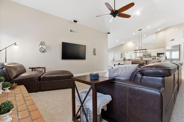 7462 W PORT AU PRINCE Lane, Peoria, AZ 85381