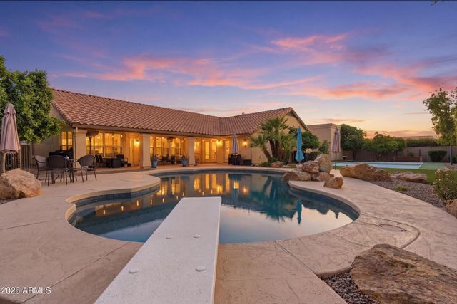 7462 W PORT AU PRINCE Lane, Peoria, AZ 85381