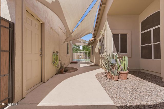 7462 W PORT AU PRINCE Lane, Peoria, AZ 85381