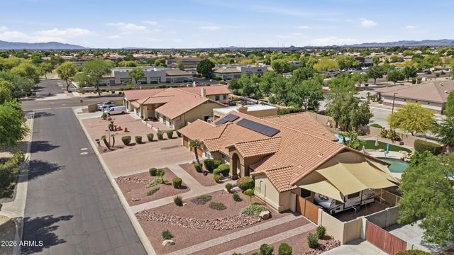 7462 W PORT AU PRINCE Lane, Peoria, AZ 85381