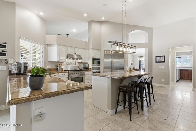 7462 W PORT AU PRINCE Lane, Peoria, AZ 85381