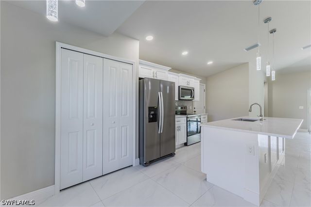 1962 Leghorn ST, Lehigh Acres, FL 33972